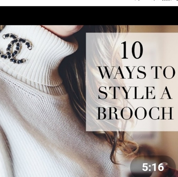 *SOLD* CHANEL Authentic NEW condition Brooch!! - Picture 6 of 12